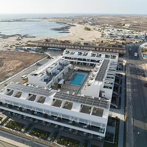 https://lacasa-apartments-cotillo.in-canary-islands.com
